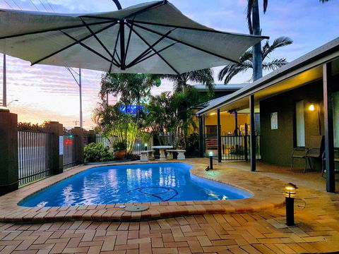 Rockhampton Palms Motor Inn - Hotel Gold Coast 2