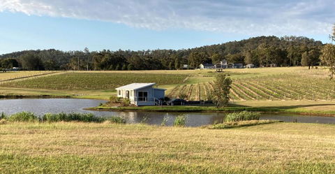 Romantic Lakehouse Set In A Private Vineyard In The Hunter Valley - Hotel Gold Coast 0