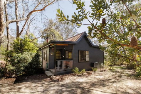 Romantic Tricklebeck Spa Cottage - Hotel Gold Coast 0