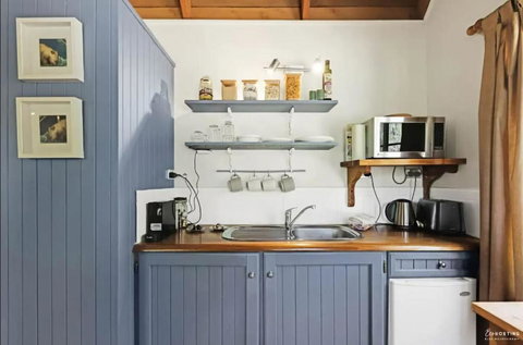 Romantic Tricklebeck Spa Cottage - Hotel Gold Coast 2