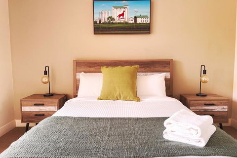 Rooftops On Henrycentre Of West End Cafes - Hotel Gold Coast 0