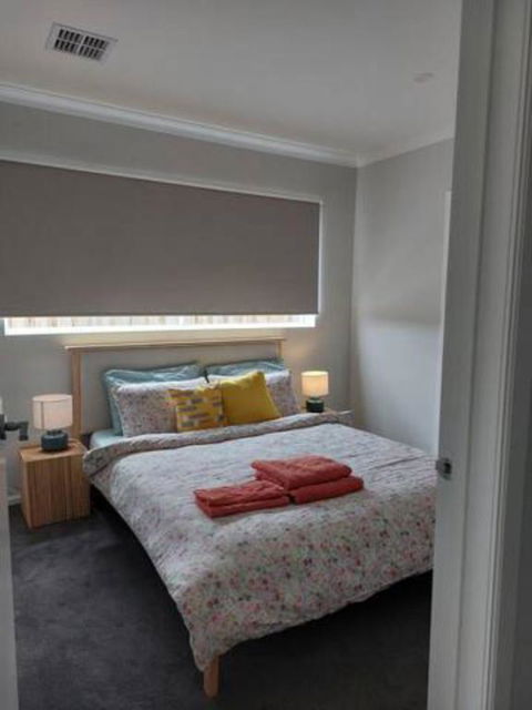 Room Stay- 25 Min To Melbourne Airport And Next To Hume Freeway - Hotel Gold Coast 2