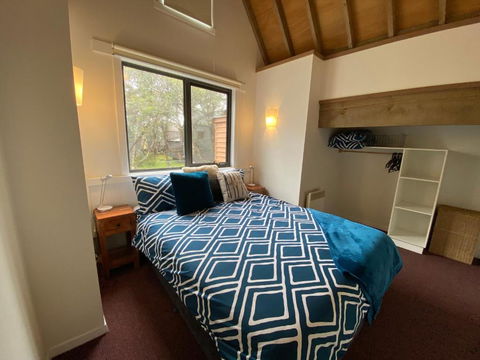 Ropers - Hotel Gold Coast 1