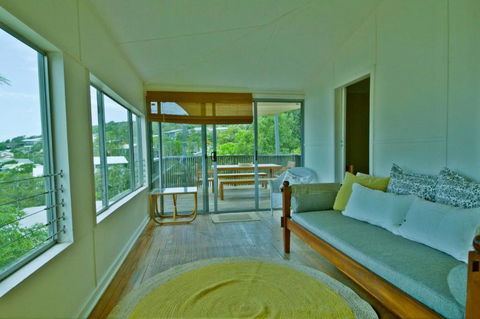 Rosemaree, 24 East Street - Hotel Gold Coast 3