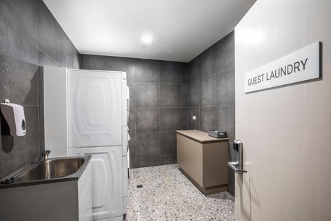 Royal Hotel By Nightcap Social - Hotel Gold Coast 3