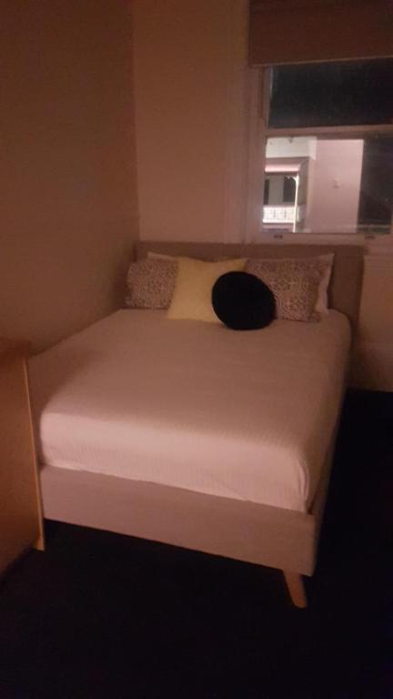 Royal Hotel Yass - Hotel Gold Coast 0