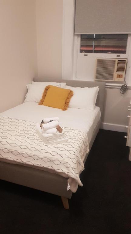 Royal Hotel Yass - Hotel Gold Coast 2
