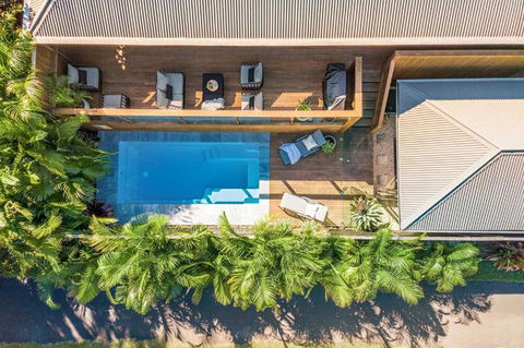 Rubber Soul - Hotel Gold Coast 0