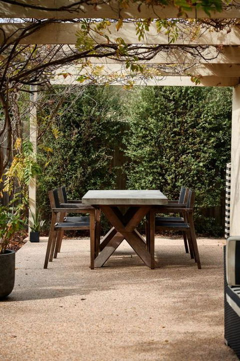 Salt Air Hideaway With Lush Backyard - Hotel Gold Coast 1