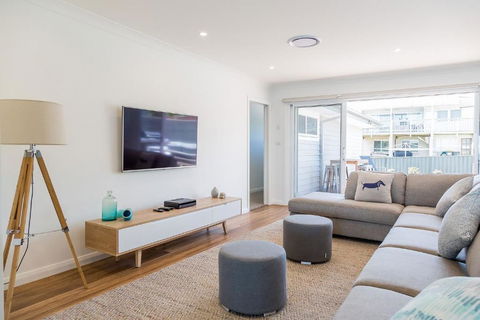 Salt And Light Mollymook - Hotel Gold Coast 3