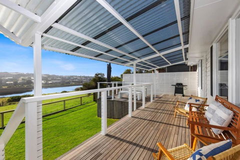 SALTWATER HOUSE - Opposite The Beach And Views Over The Lake! - Hotel Gold Coast 1