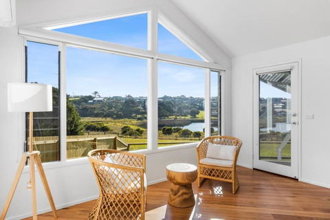 SALTWATER HOUSE - Opposite The Beach And Views Over The Lake! - Hotel Gold Coast 2