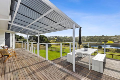 SALTWATER HOUSE - Opposite The Beach And Views Over The Lake! - Hotel Gold Coast 3