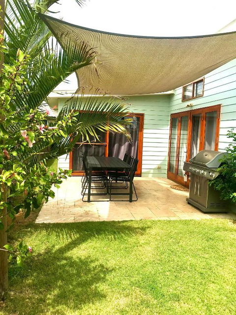 Salty Blue Beach House - Hotel Gold Coast 0