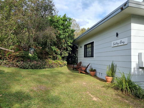 Salty Dog - Hotel Gold Coast 3