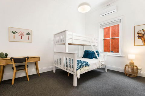 Salty Pines - 3BR House Glenelg South - Hotel Gold Coast 3