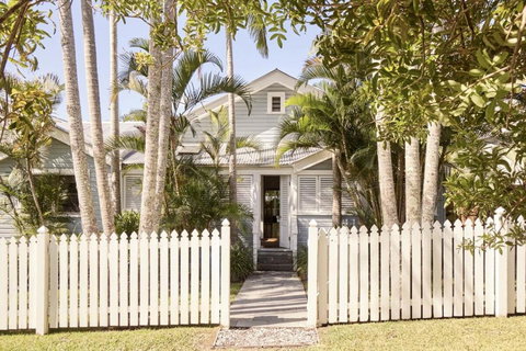 Sanctuary Spaces - Kia Ora Byron - Hotel Gold Coast 1