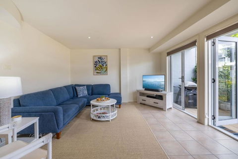 Sandcastles 4 -8 Ala Moana Way - Hotel Gold Coast 2