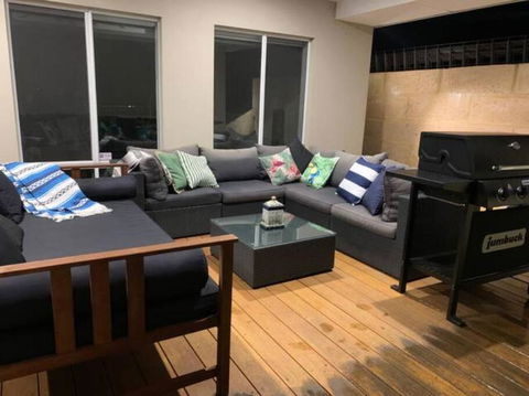 Sandpiper Island Tranquil Waterfront Views & Jetty - Hotel Gold Coast 3