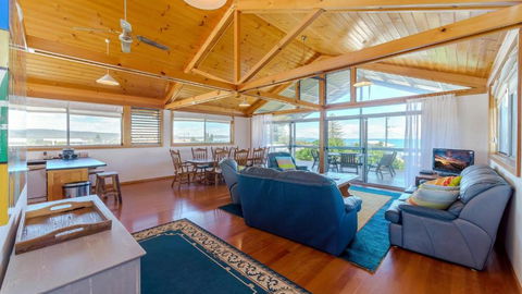 Sandvika - Hotel Gold Coast 1