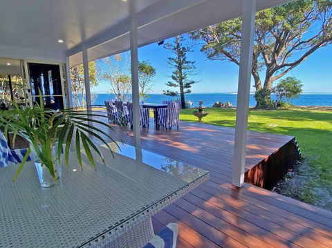 SANDY SHORES - Hotel Gold Coast 1