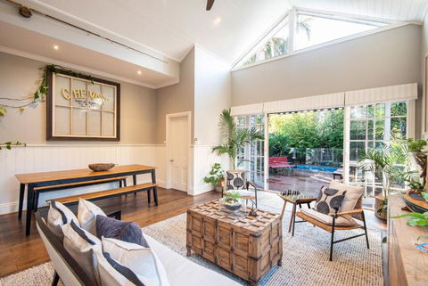 Sandy Village Retreat Heated Pool Bay Views - Hotel Gold Coast 2
