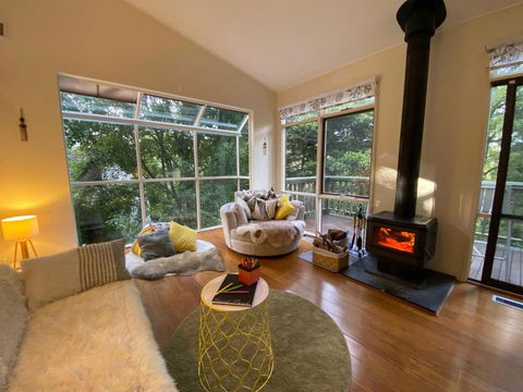 Sassafras Treehouse Private Home In The Dandenong Ranges, Victoria - Hotel Gold Coast 1