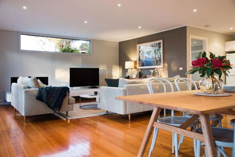 Schafhalle - Hotel Gold Coast 1