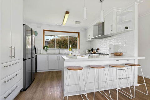 Sea View Cottage Wifi And Linen Included Inverloch - Hotel Gold Coast 0