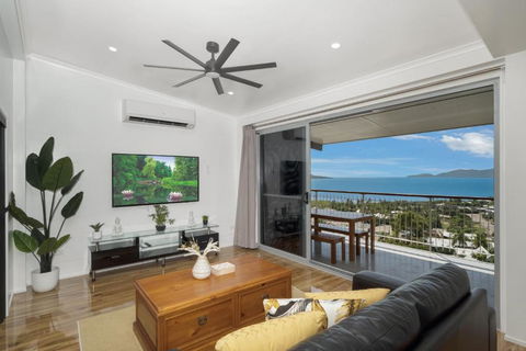 SEA-Renity On Castle Hill - Hotel Gold Coast 1