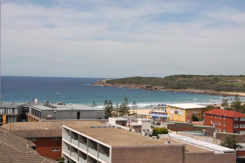 Seaside Serenity Stunning Beach Views In Maroubra - Hotel Gold Coast 1