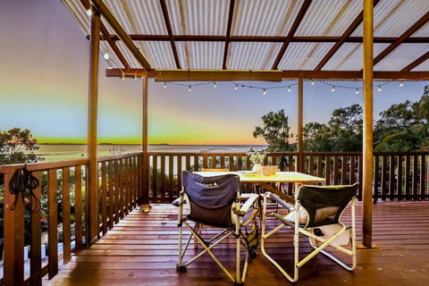 Seaview - Stunning Views Of The Bay Of 1770 - Hotel Gold Coast 0