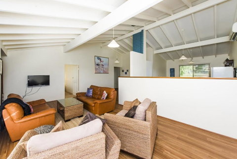 Sheoak On Wedge - Well Appointed Property Close To Beach - Hotel Gold Coast 3