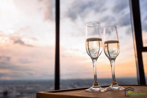 Skyscraper Amazing 180 View 2br Cbdpoolbalcony - Hotel Gold Coast 1