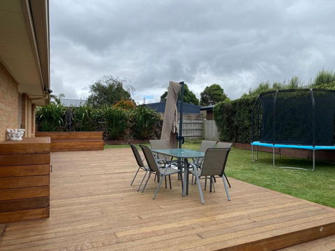 Shore To Impress - Hotel Gold Coast 1