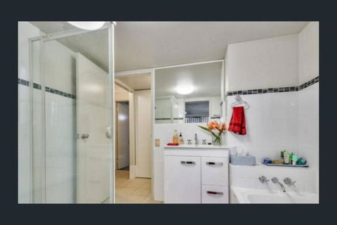 Southport Sykes Crt - Hotel Gold Coast 2