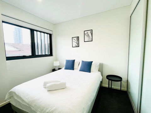 SPR Serivce Apartment Parramatta 3 Bedrooms, 2 Carspaces - Hotel Gold Coast 1