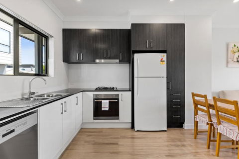 Swainson On Bernards - Hotel Gold Coast 1