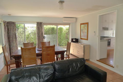 BEACHPOINT COTTAGE - Hotel Gold Coast 3