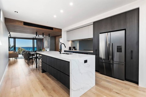 Beachside Lane - On The Beach, Water Views - Hotel Gold Coast 0
