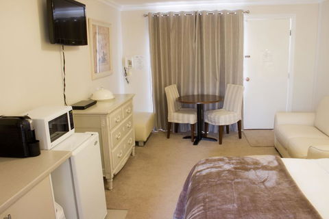 Beechworth On Bridge Motel - Hotel Gold Coast 2