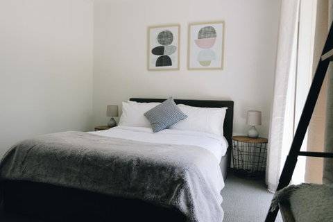 Bells Beach Cottages - Hotel Gold Coast 2