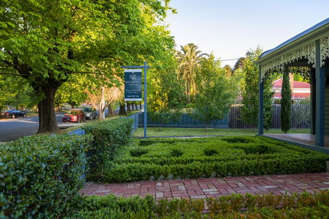 Belmont At Beechworth 2 Bedrooms, 2 Bathrooms, 2 Couples - Hotel Gold Coast 2