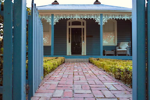 Belmont At Beechworth 2 Bedrooms, 2 Bathrooms, 2 Couples - Hotel Gold Coast 1