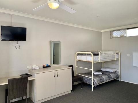 Bermagui Beach Hotel - Hotel Gold Coast 1