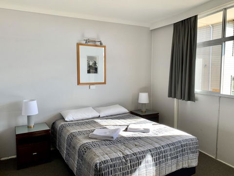 Bermagui Beach Hotel - Hotel Gold Coast 2