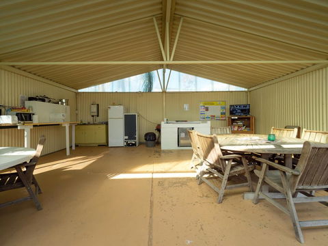 Biloela Caravan & Tourist Park - Hotel Gold Coast 2