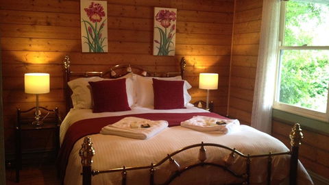 Birch House Koroit - Hotel Gold Coast 1