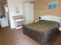 Book Blayney Accommodation Vacations Hotel Gold Coast Hotel Gold Coast