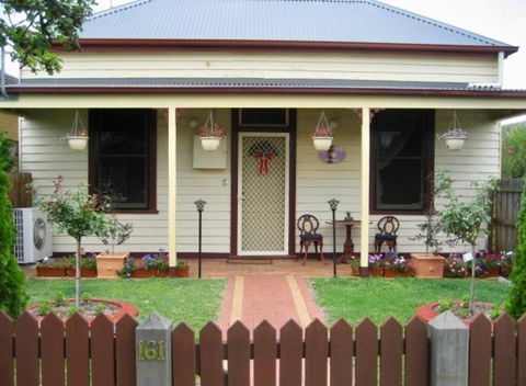 Bloomsbury Cottage - Hotel Gold Coast 1